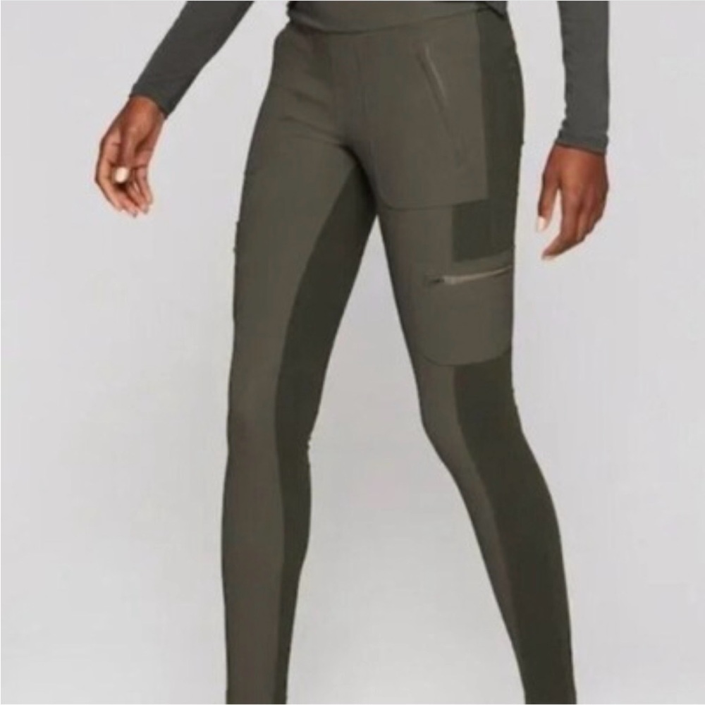 Athleta Headlands Hybrid Cargo Pants Legging - Olive, Size S